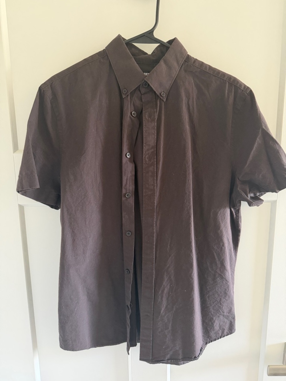Express Men's Short-Sleeve Button-Down Shirt in Chocolate Brown